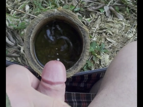 Outdoor Japanese gay masturbation public scene