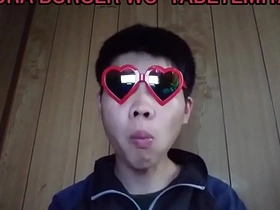 Young gay Youtuber masturbates on camera.
