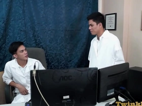 Gay office workers have raw sex in uniform